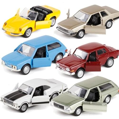 1:38 High Simulation Retro Vintage Brazilian Vintage Classic CarAlloy Pull Back Car Toys Collection Model Good Quality
