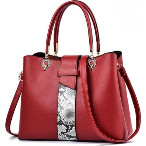 Boutique Female Bag 2021 New Red Female Handbag Wedding Special Red Female Bag Messenger Bag Womens Shoulder Bag Bolso