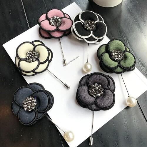 Vintage New Woman Brooches Big Flower Shiny CZ Rhinestones Corsage Brooch Pearl Buckle Pin Fashion Jewelry Coat Accessories