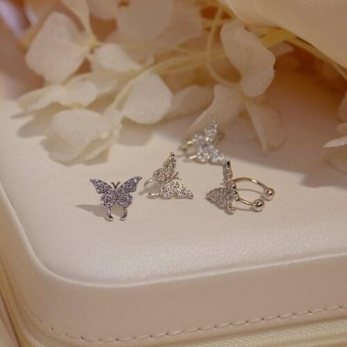 2021 Korean Version of Golden Butterfly Crystal Cartilage Earrings. Popular Womens Accessories. Jewelry Wholesale