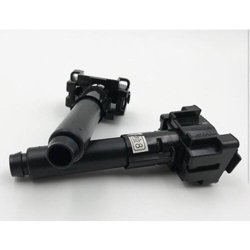 QDAEROHIVE Car Headlight Washer Spray Nozzle Headlamp Cleaning Washer Jet Water nozzle motor for toyota camry 2015-2017