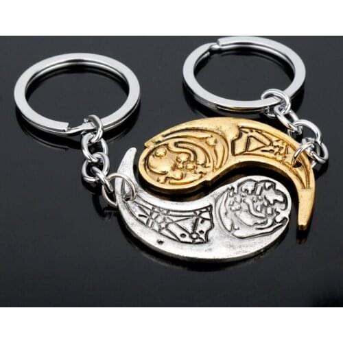 MQCHUN The Last Jedi Rose and Paige Tico Keychain Crescent Pendant Moon Keyring Key Chains Rings -50