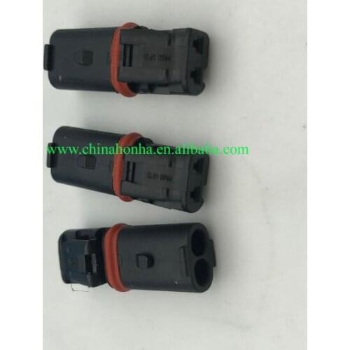 Free shipping 2/5/10 pcs 2 pin mini connector plugs Keyless entry 2-hole plugs 7507527-05