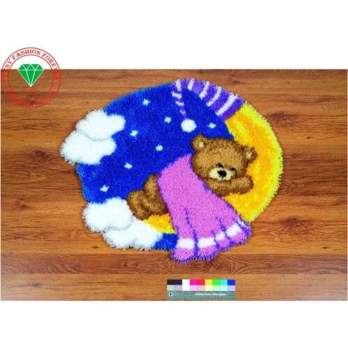 Cartoon Animal Bear Latch Hook Rug Kits Unfinished Crocheting Carpet 3D Yarn Needlework Cushion Sets for Embroidery Carpet Mat