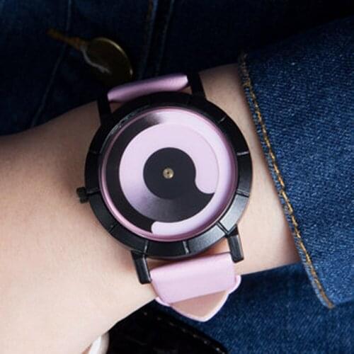 2020 New Creative Rotation Watches Women Men Watches Leather Strap Quartz Watches Fashion Sports Couple Watch Relogio Masculino
