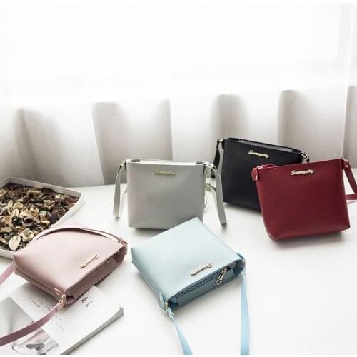 Korean version of the new simple handbag Shoulder Messenger Bag Retro casual small fresh small square bag CD888 20X18X5cm