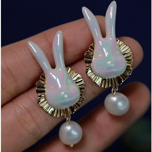 TIMEONLY Cute White Pearl Rabbit Dangle Earrings for Women Mujer Gold Color Irregular Metal Animal Hanging Earrings Pendientes