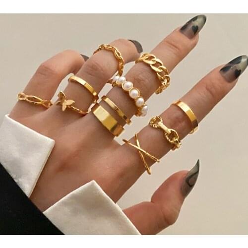 IPARAM Bohemian Gold Geometric Hollw Out Wide Ring Set Womens Vintage Butterfly Circle Joint Ring Boho Finger Rings Jewelry