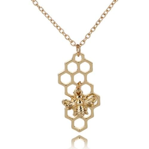 Light Yellow Gold Color Alloy Honeybee Pendant Link Chain Necklace Insect Ethnic Style Jewelry