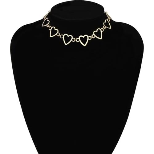 Boho vintage Heart Shape Choker Necklace For Women Girl Fashion Gold Silver Color Hollow Peach Heart Chain Barbed Wire Necklace