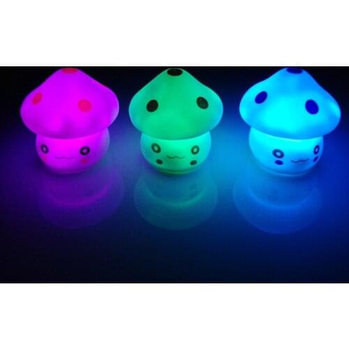 New Cute 6cm Color Changing LED Mushroom Lamp Party Lights Mini Soft Baby Child Sleeping Nightlight Novelty Luminous Toy Gift