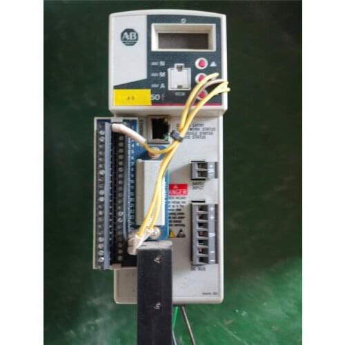 2097-V31PR0-LM servo DRIVER , used one , 90% appearance new , test goods , free shipping