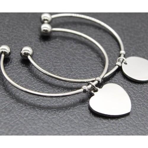 Personalized Custom Bangles Stainless Steel Jewelry Parents Custom Engraving Photos on Heart Round Charm Gift For Family