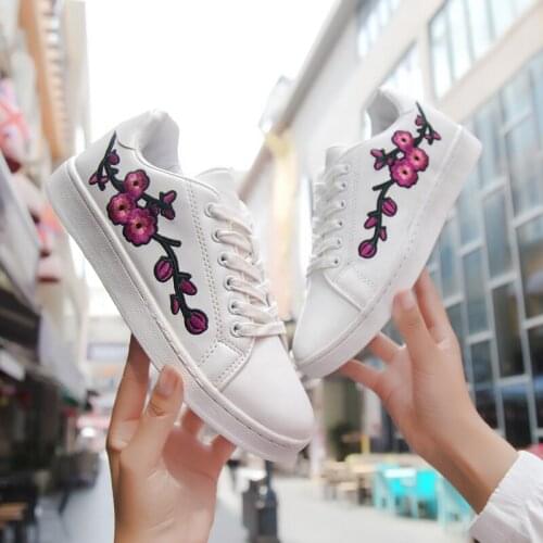 UrButifo Women Flats Lace-Up Ladies Vulcanize Shoes Student Footwear Casual Woman Sneakers White Shoes Chaussure Femme