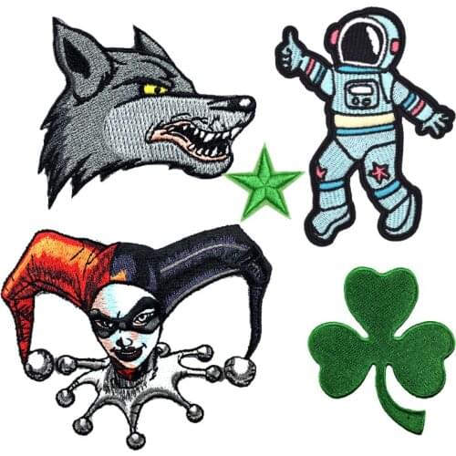 Spaceman Wolf Embroidered Animal Appliques Iron On Kings Poker Lucky Clover Patches for Clothes Bags Shoes Coats Badges Decor