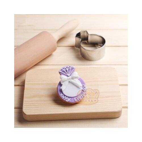Engagement Diamond Ring Metal Cookie Cutter Fondant Cake Decor Sugar Craft Pastry Biscuit Tool Cupcake Topper Bread Mold K044