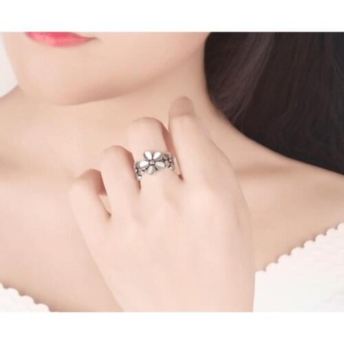 Exaggerated Large Silver Ring Flowers Daisy Rings for Women Engagement Wedding Jewelry Adjustable Finger Ring Sweet Gifts
