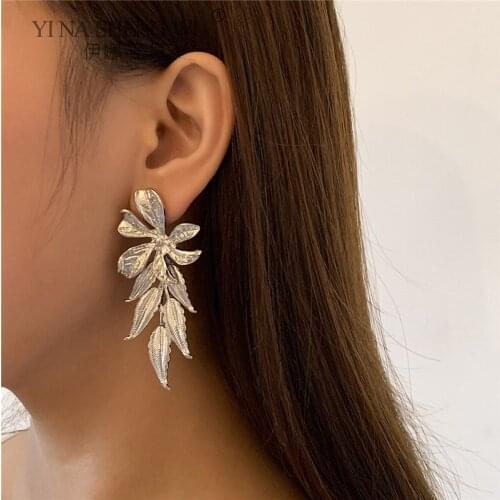 Punk Exaggeration Big Earrings for Women Vintage Unique Flowers Designer Flowers Earrings Statement Drop Earrings Fashion Gift
