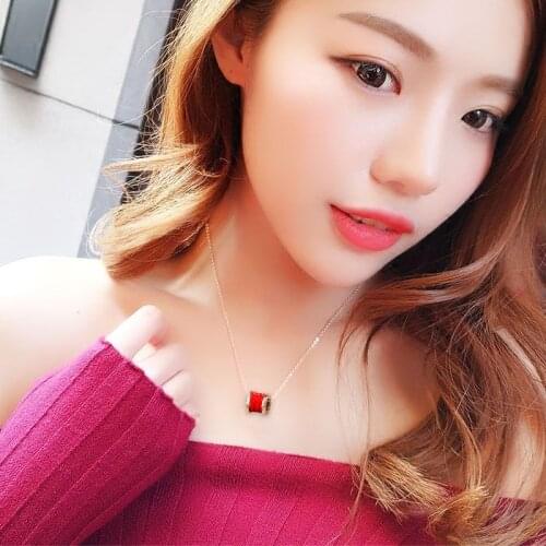 European and American fashion high quality titanium steel rose gold ceramic cylindrical spring short clavicle chain female gift