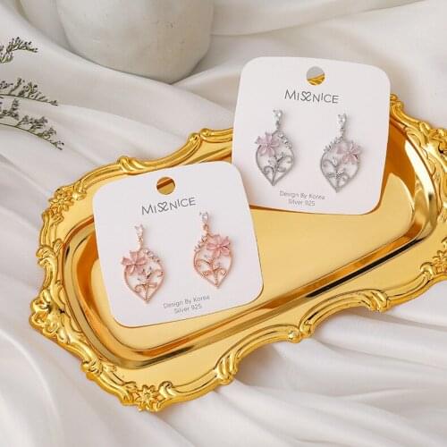 Fashion Hollow Out Floweres Semi Gem Earrings Fashion Charm Women CZ White Zircon Earrings Elegant Women Cocktail Party Jewelry
