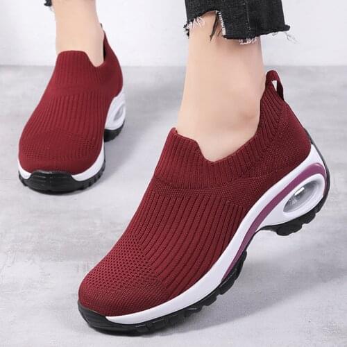 Women Casual Shoes 2021 Summer Breathable Sock Shoes Women Trainers Knitted Sneakers Woman Vulcanized Tenis Feminino Plus Size