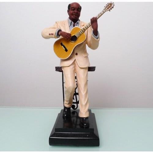 Wedding decoration Jazz music, figures, handicrafts, guitarists, sculptures, statues, decorations, living rooms, windows, pianos