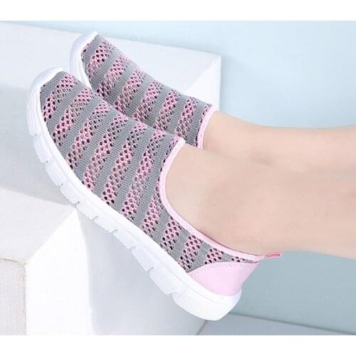 New Summer Women Flat Shoes Slip On Mesh Hollow Out Platform Breathable Female Loafers Comfortable Light Ladies Shoes uio9