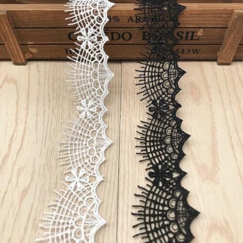1Yard Embroidery Laces Fabric White Black Lace Material 3.5cm Ribbon Guipure Craft Sewing Clothes Lace For Dress Decoration LA32