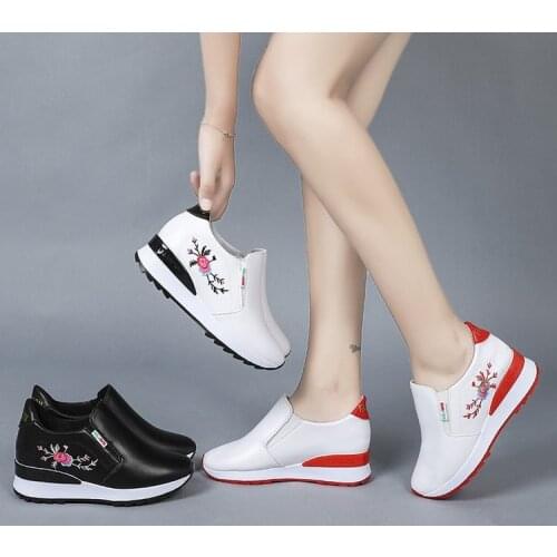 2021 New Height Increasing Insole Womens Shoes White Shoes Wedge Sneakers Womens Casual Embroidery Pumps