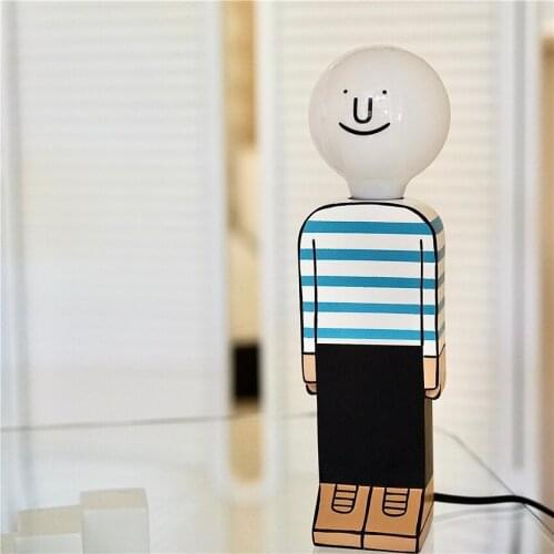 Nordic Wooden Standing Boy Table Lamps Hand-painted Bedside Art Decoration Lighting Childrens Room Bedroom Small Table Lights