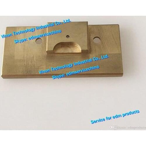 1pc) X056C507G51 edm Guide U Brass Plate Upper M146 Ø0.4mm X056-C507-G51 for Mitsubishi DWC-QA.FX-K series machines