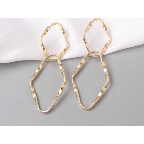 Korean Irregular Hollow Geometric Twist Distortion Metal Long Drop Earring for Women Fashion Personality Brincos Wedding Jewelry