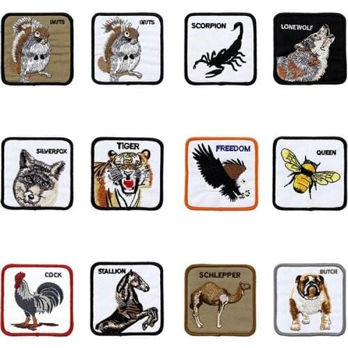 20pcs/lot Sew Square Embroidery Patch Letter Animal Tiger Horse Bee Cock Dog Fox Wolf Clothing Decoration Accessory Diy Applique