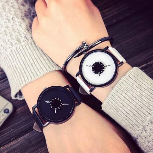 Simple Dial Quartz Watches Ins Fashion White & Black Couple Watches Leather Strap Clock Watch for Girls Men Women Casual