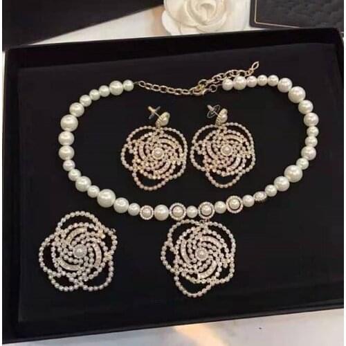 2019 New Design Luxury Brand Jewelry Fashion Pearl Necklace Earring For Women Party Wedding Daily Designer Accessaries