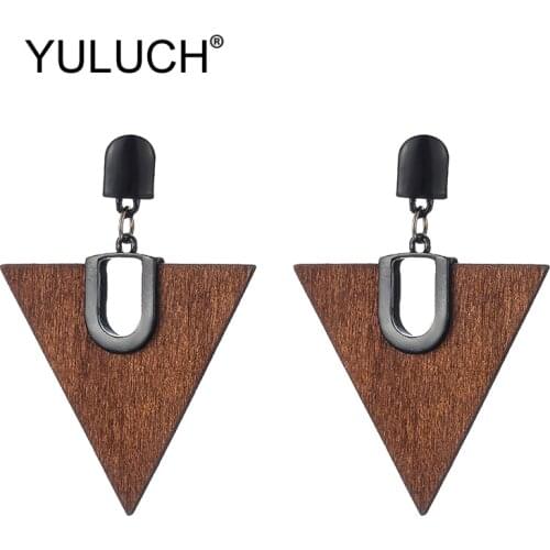 YULUCH Trendy Black Metal Gold Metal Long Stud Earrings Pins 2019 Fashion Jewelry Ethnic African Women Natural Red Wood Earrings
