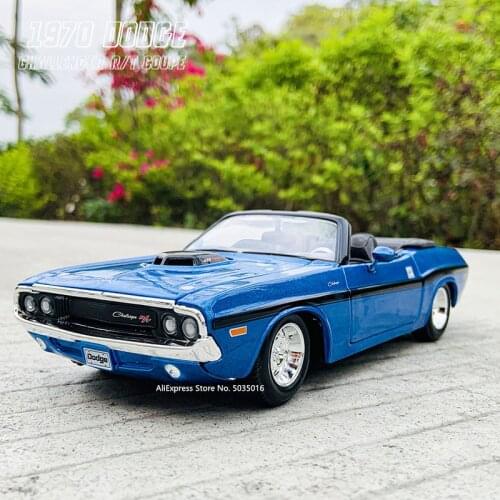 Maisto 1:24 1970 Dodge Fighter R/T Convertible Blue simulation alloy car model crafts decoration collection toy tools gift