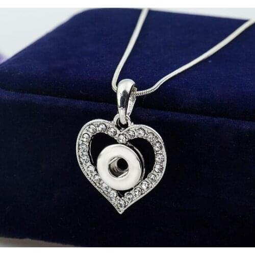 New Fashion Rhinestone Pendant Necklace Love Heart Necklaces 12mm Snap Button Jewelry Women Valentines Day Gift