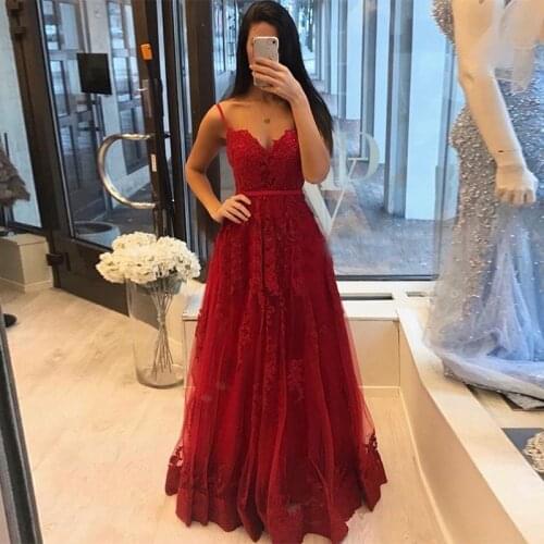 2020 Elegant V-neck Plus Size Prom Dress A-line Appliques Burgundy Robe De Soiree Spaghetti Straps Women Formal Party Dresses