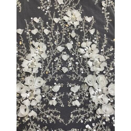 Explosive style of exquisite handmade 3D applique + bead tube + sequined white wedding lace embroidery, suitable for wedding dre