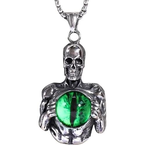 Gothic Retro Skull Shape Demon Eye Stone Inlaid Pendant Necklace Punk Metal Sliding Skull Chain Necklaces for Women Men Jewelry