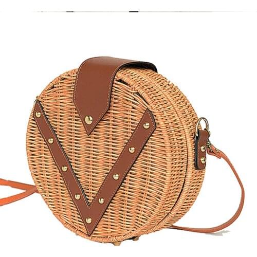New style round shape plant natural rattan swagger bag with shoulder strap casual rattan bag for woman summer beach holiday