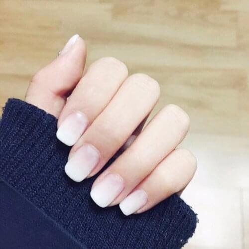Purly gradual white pure color false nails 24pcs with glue elegant fake nails Japanese cute short size lady full nail tips Bride