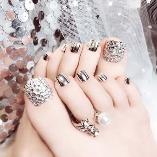 Beauty Chic False Toe Nails Shining Metallic Silver Color Foot Nail Arts High Quality 3D Full Cover Artificial Nails with Glue