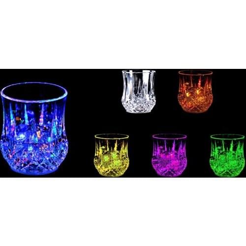 LED water sensor pineapple cup into the water that is bright colorful mug creative valentines day gift