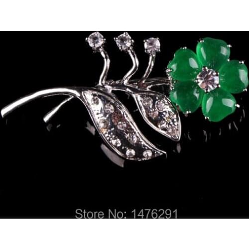 Silver Plated Imitation Green Jades Clover Flower Gem Brooch 1PCS For women