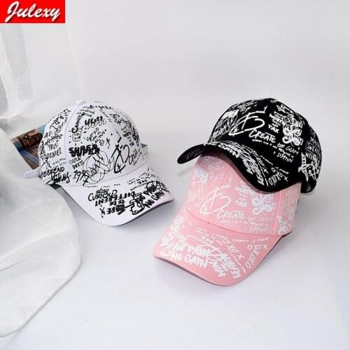 Korean Baseball Cap Graffiti Trend Style Mens And Womens Caps Graffiti Curved Brim Hats Sunshade Casual All-Match