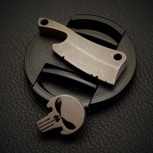 H1143 Titanium alloy tc4 knife pendant Creative personality Metal pendant skull mini bottle opener umbrella rope accessories EDC