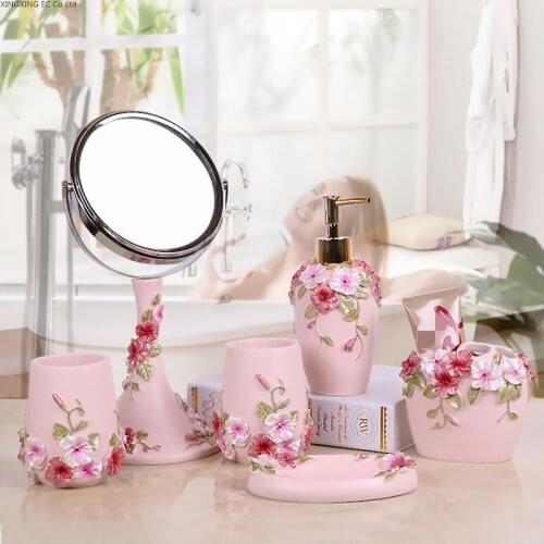 Bathroom toiletries, five-piece bathroom accessories, lotion bottle, toothbrush holder, new wedding items, bathroom products