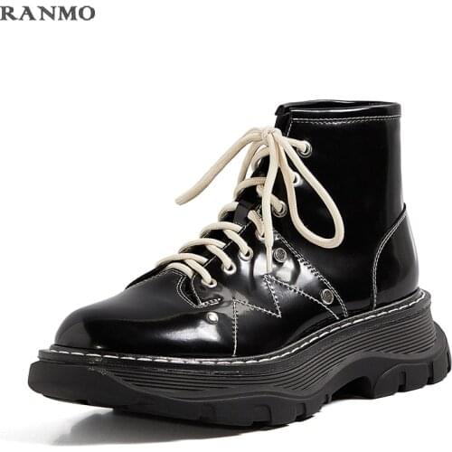 Autumn Winter New Womens Thick-Soled Leather Martin Boots Casual Womens Boots Womens Fashion Lace-Up Boots Platform Shoes